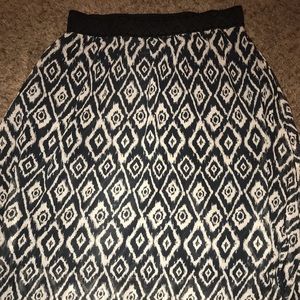 LuLaRoe Lola Size Medium